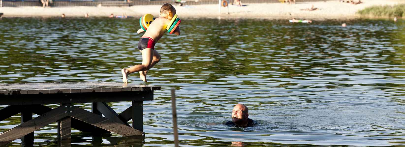 Jetties and Pool Areas - Komposittrall och WPC-golv