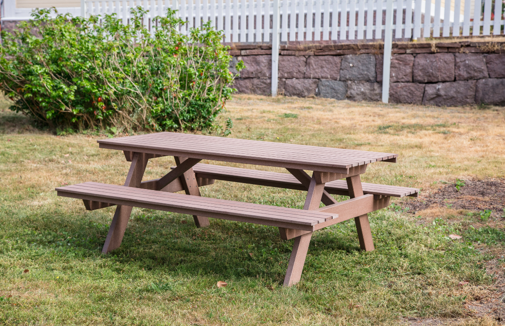 Furniture Kolberga - picnic furniture in wood composite